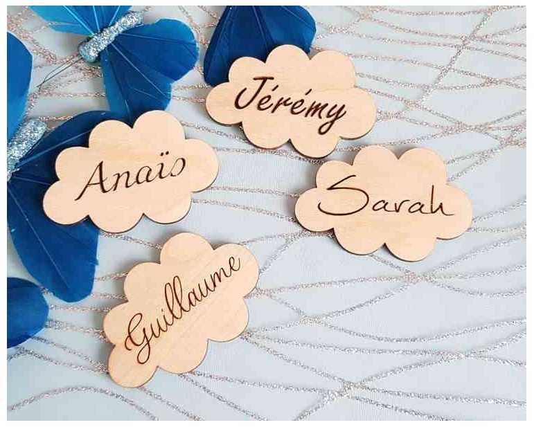 Marque place bois personnalisé nuage