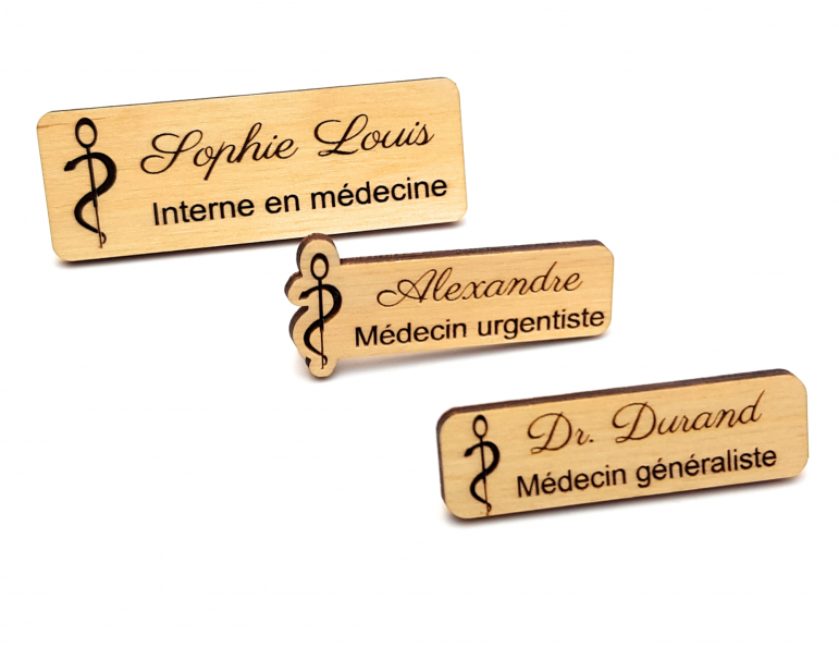 Badges médicaux personnalisés en bois - 3 modèles au choix