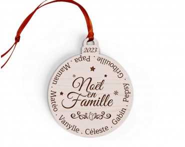 Boule de Noël en bois personnalisée, famille, prénoms, Noël en famille