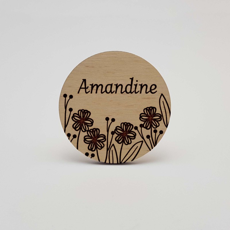 Badge en bois prénom personnalisé, champêtre, floral, végétal