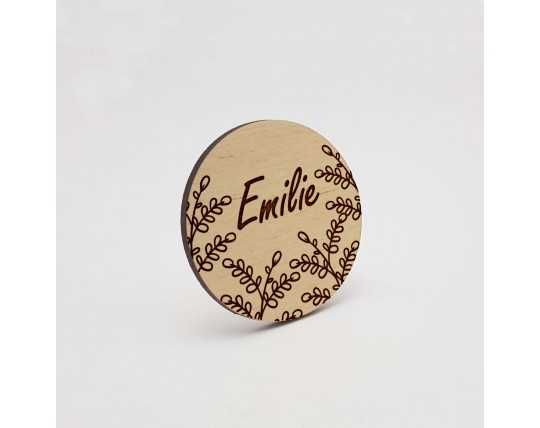 Badge en bois prénom personnalisé champêtre, floral, végétal