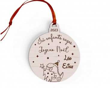 Boule de Noël personnalisée en bois enfant sage