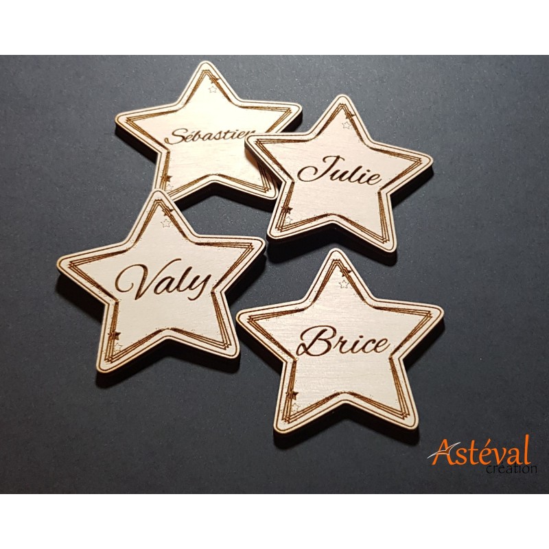 Marque place star en bois personnalisé