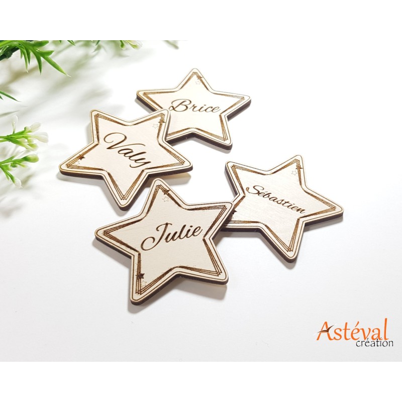Marque place star en bois personnalisé