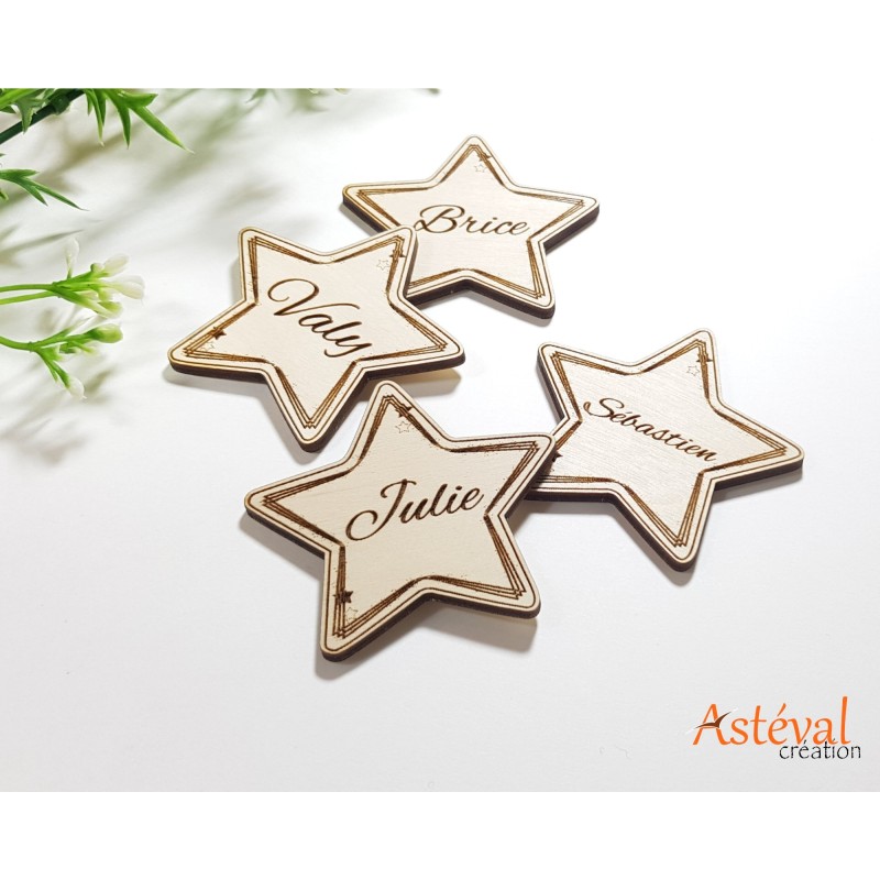 Marque place star en bois personnalisé