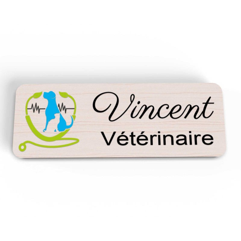 Badge vétérinaire en bois personnalisé logo chien chat stéthoscope coloré