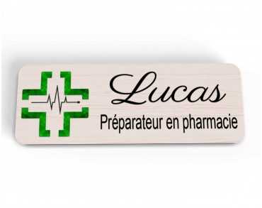 Badge pharmacie en bois et couleur personnalisé croix