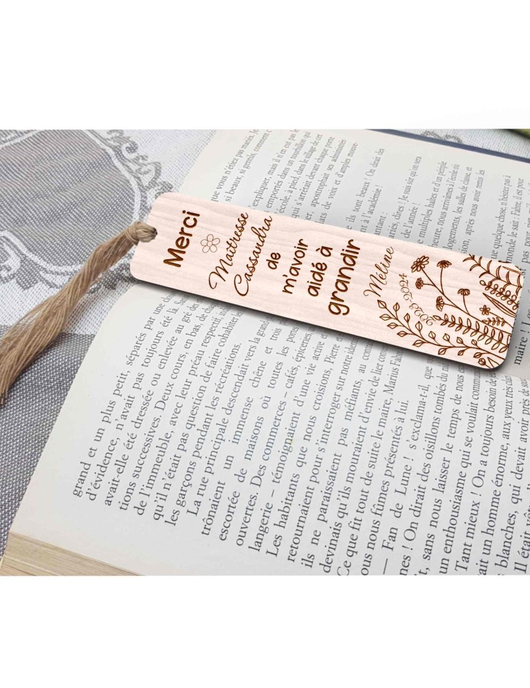 Marque page en bois personnalisable Maîtresse Maitre cadeau noël sapin