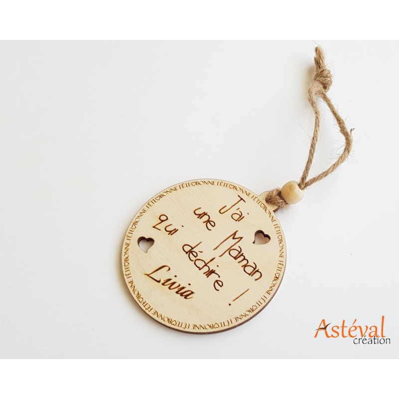 Porte clefs ou suspension personnalisé Bonne fête maman qui déchire