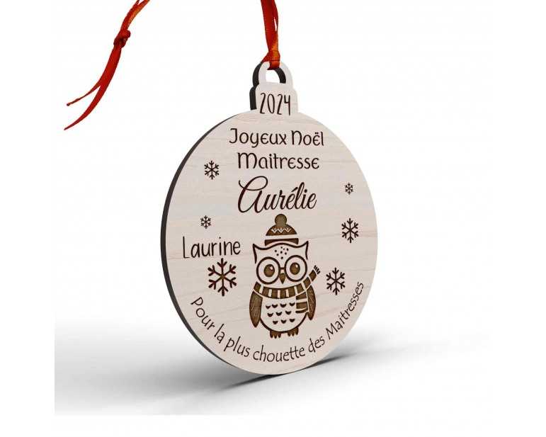 Boule de Noël en bois personnalisée maîtresse, maître, atsem, nounou chouette