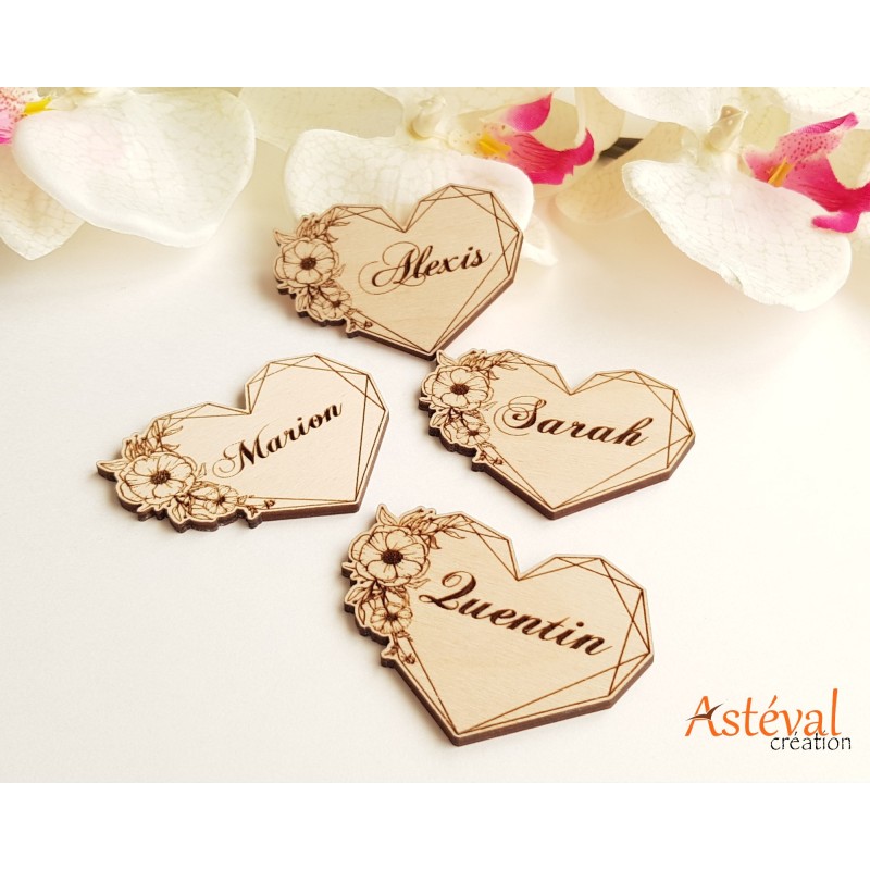 Marque place cœur floral
