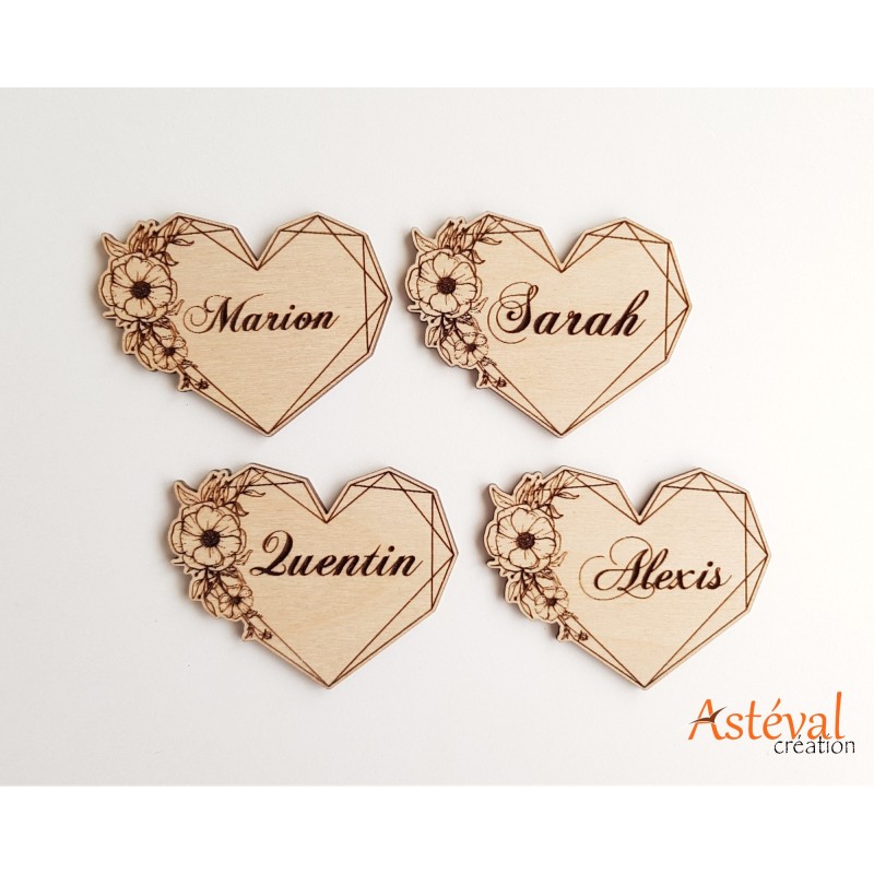 Marque place cœur floral - champêtre en bois personnalisé