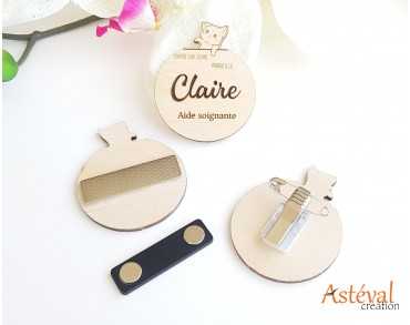 Badge en bois personnalisé chat funny Animateur animation