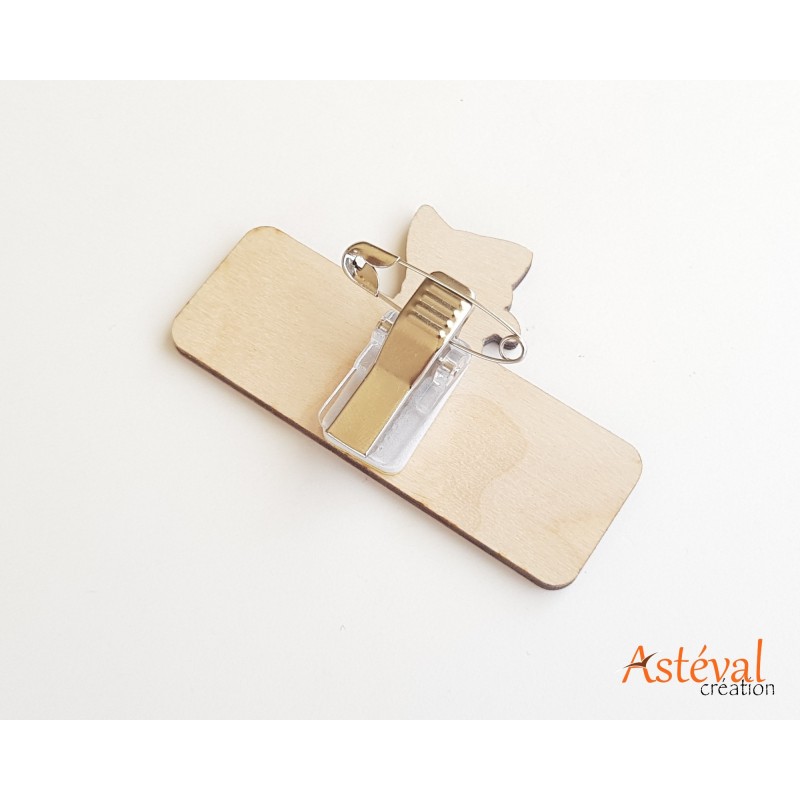 Badge en bois personnalisé chat funny vétérinaire animateur ou autre
