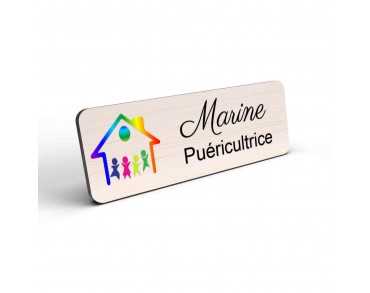 Badge puéricultrice personnalisé Petite enfance couleur