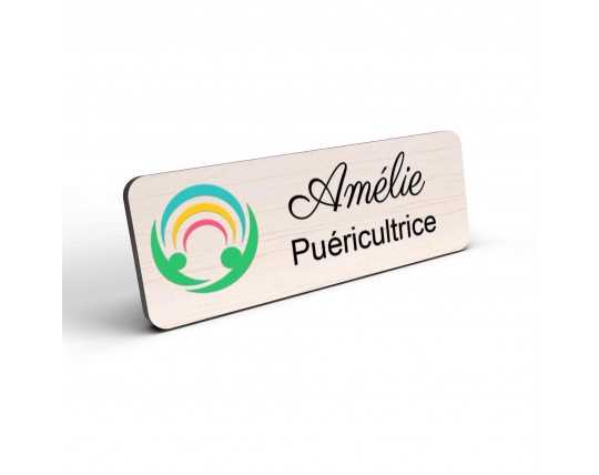 Badge puéricultrice personnalisé Petite enfance couleur