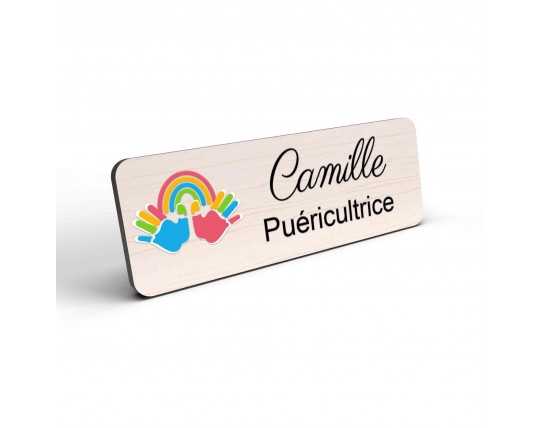 Badge puéricultrice personnalisé Petite enfance couleur