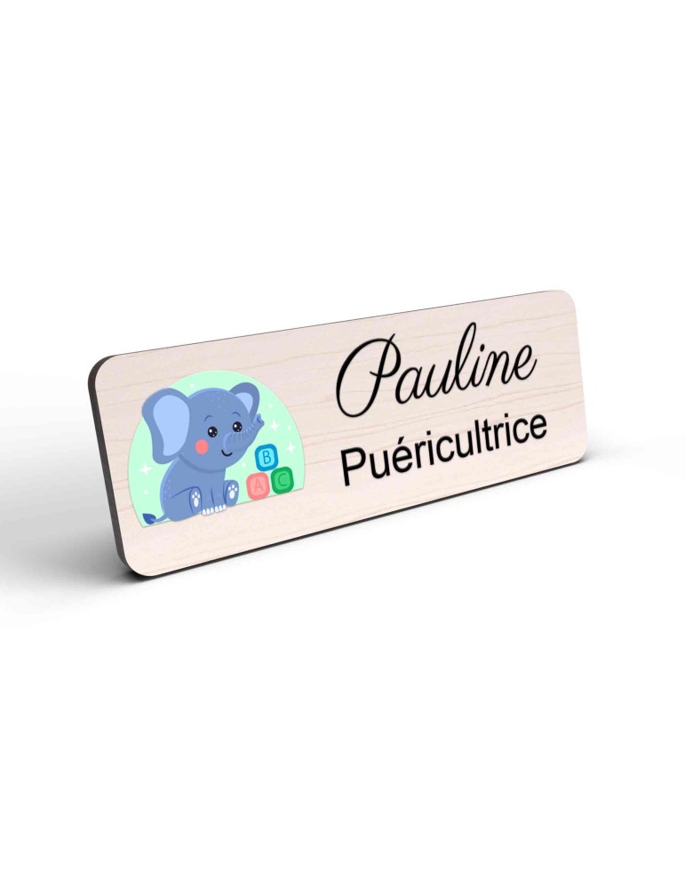 Badge puéricultrice personnalisé Petite enfance couleur