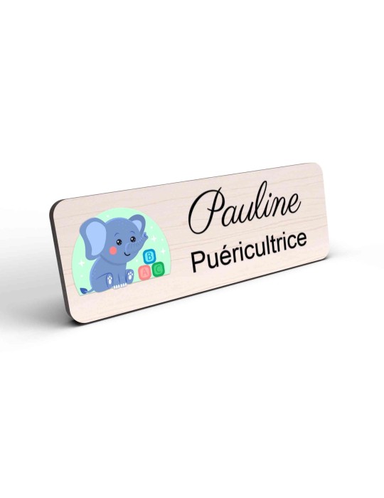 Badge puéricultrice personnalisé Petite enfance couleur