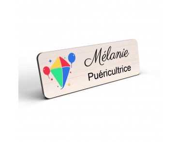 Badge puéricultrice personnalisé Petite enfance couleur