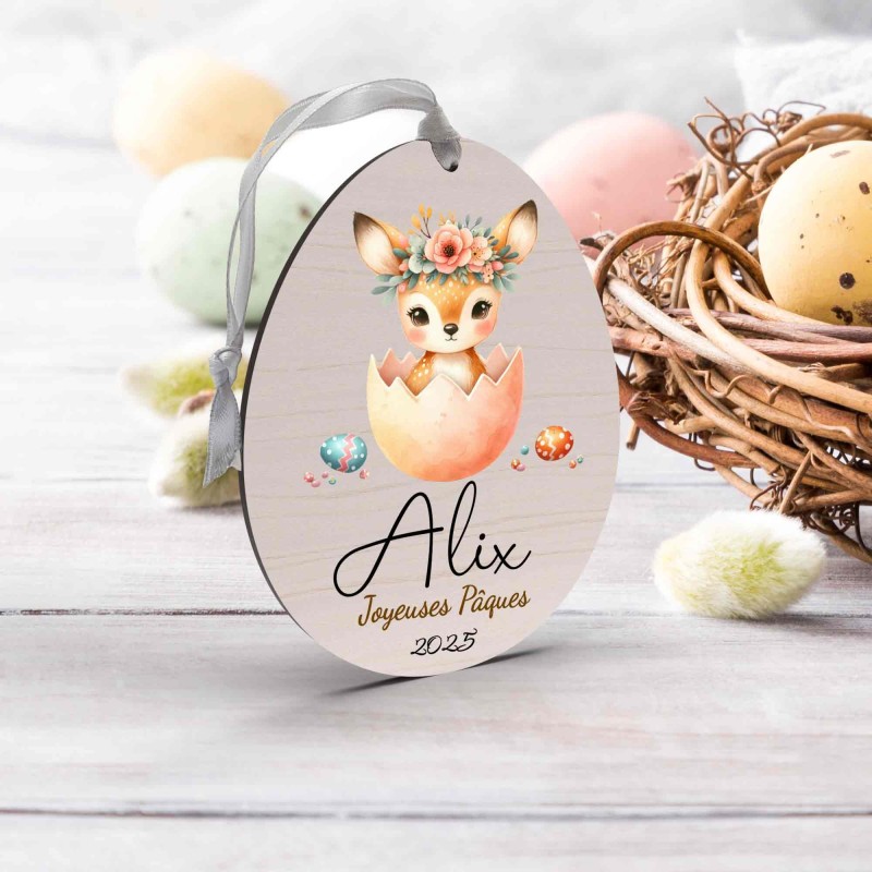 Œuf de Pâques Personnalisé biche, Décoration en Bois, Prénom et Année, Cadeau Souvenir Unique pour Enfant et Famille