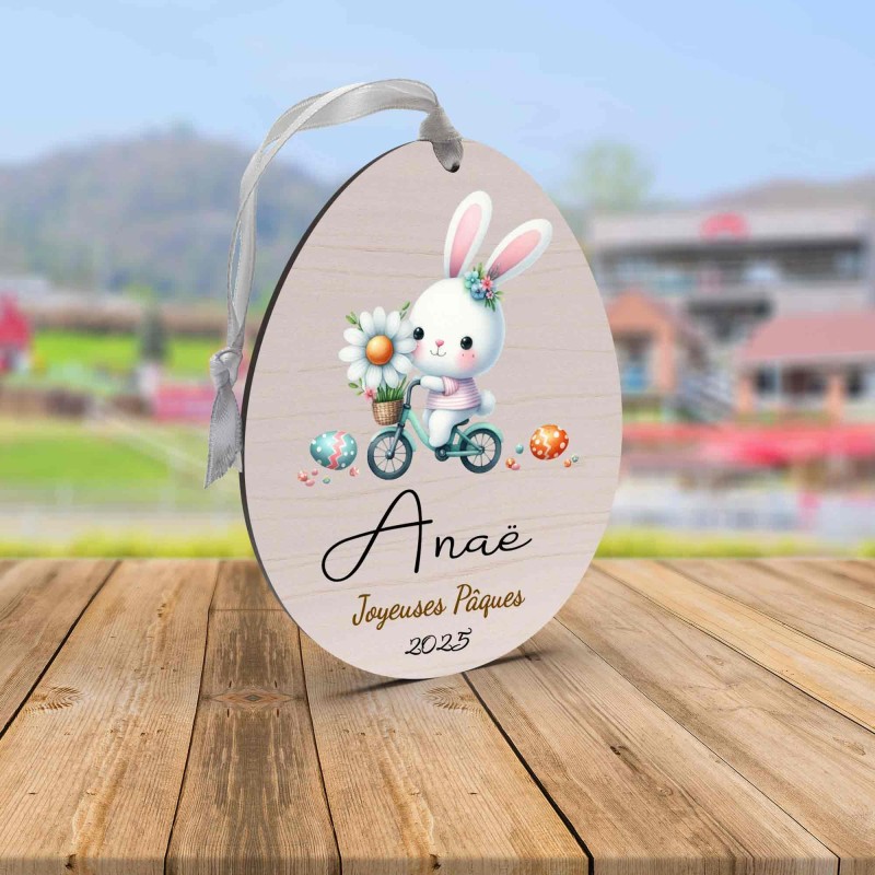 Œuf de Pâques Personnalisé avec lapin vélo, Décoration en Bois, Prénom et Année, Cadeau Souvenir Unique pour Enfant et Famille