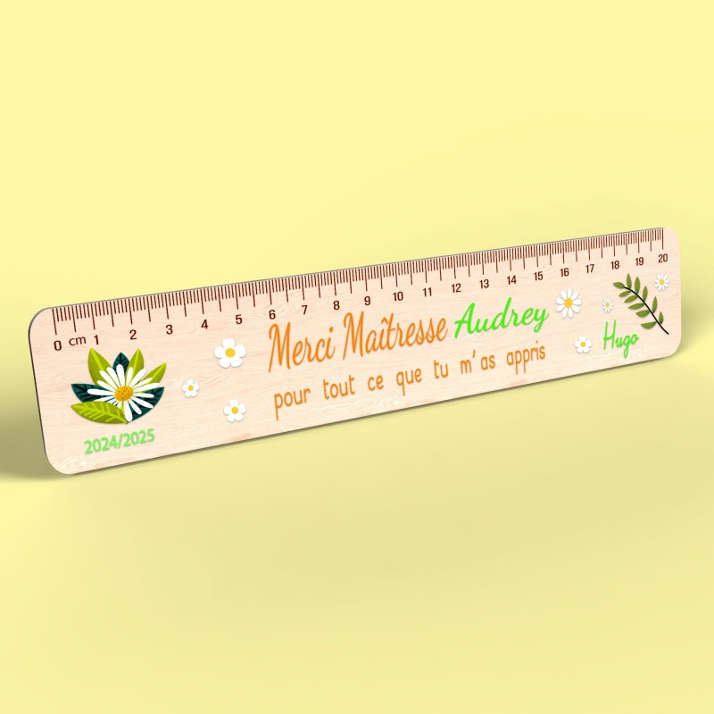 Règle en Bois Personnalisée – Cadeau Unique pour Maîtresse, Maître, ATSEM