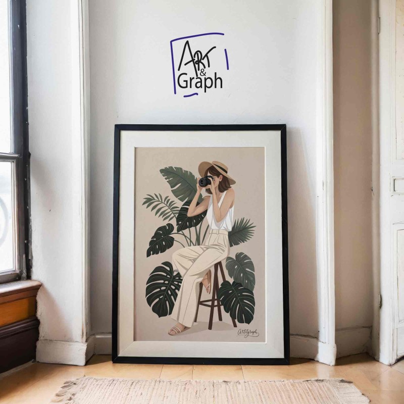 Affiche Numérique Minimaliste Femme Photographe - Illustration Moderne avec Feuilles Tropicales pour Décoration Murale Télécharg