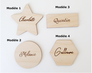 Marque place bois personnalisé forme géometrique