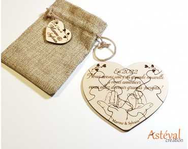 Puzzle en bois coeur annonce grossesse