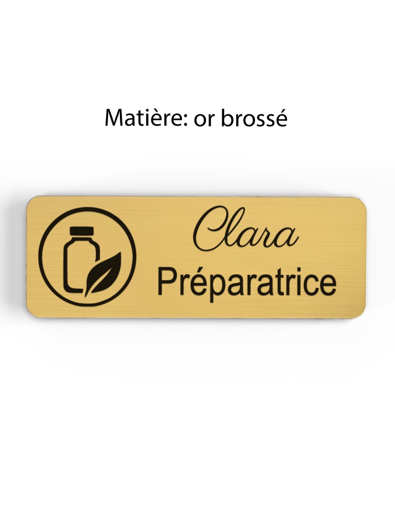 Badge personnalisé préparatrice, motif pharmacie et préparation, finition or brossé