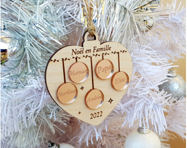 Boule de Noël cœur personnalisée - bois miroir acrylique famille prénoms joyeux noêl - Noël en famille