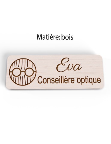 Badge personnalisé conseillère optique, motif optique et lunetterie, vue en biais 2