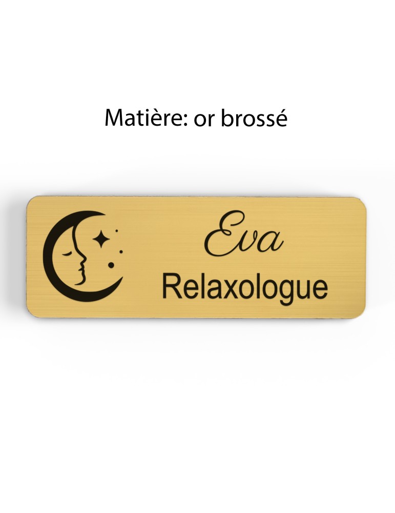 Badge personnalisé relaxologue, motif relaxation et détente, finition or brossé