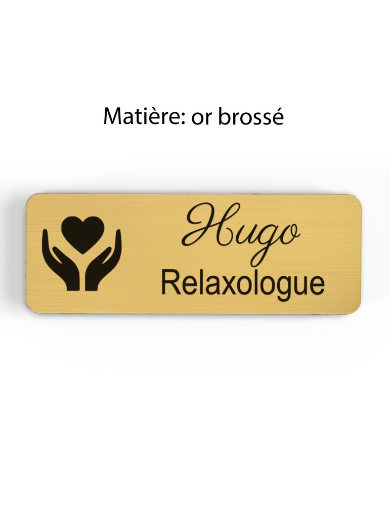 Badge personnalisé relaxologue, motif relaxation et détente, finition or brossé