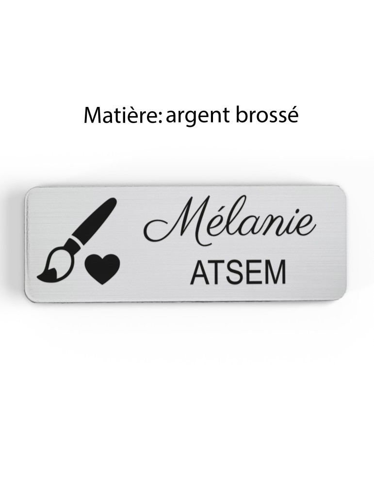 Badge personnalisé atsem, motif école maternelle et petite enfance, finition argent brossé