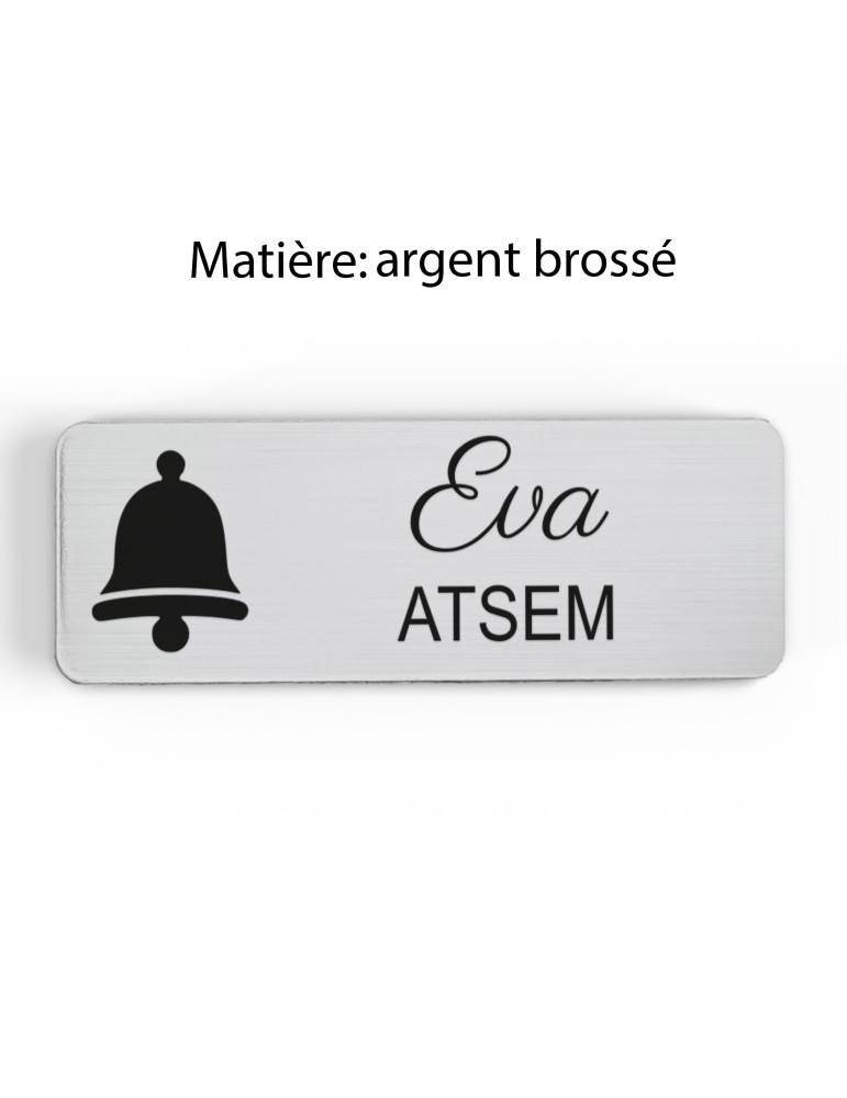 Badge personnalisé atsem, motif école maternelle et petite enfance, finition argent brossé