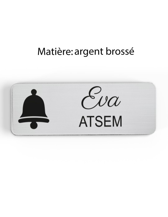 Badge personnalisé atsem, motif école maternelle et petite enfance, finition argent brossé