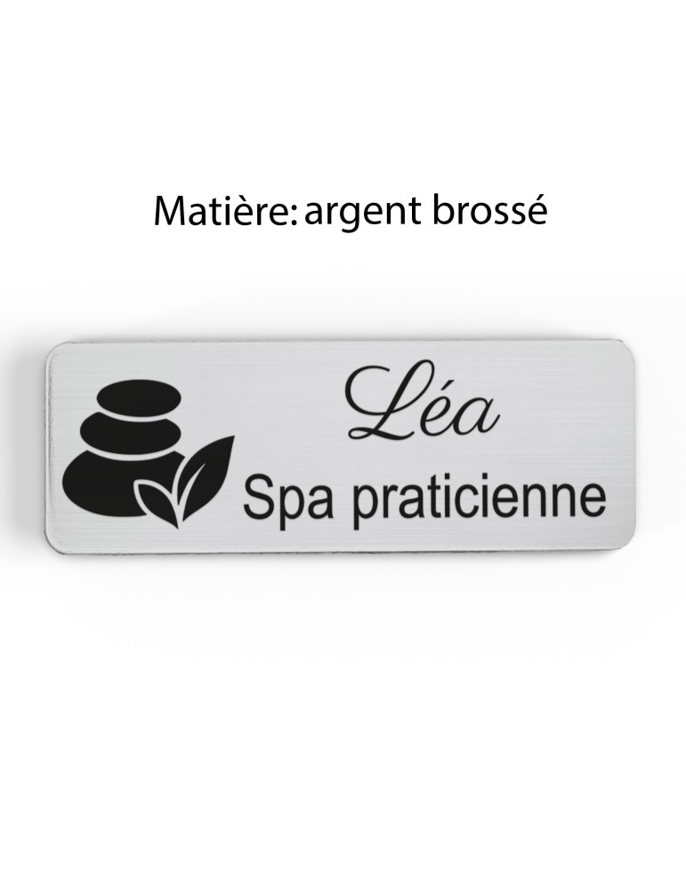 Badge personnalisé spa praticienne, motif spa et détente, finition argent brossé