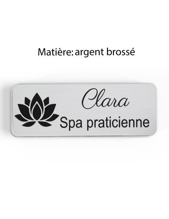 Badge personnalisé spa praticienne, motif spa et détente, finition argent brossé