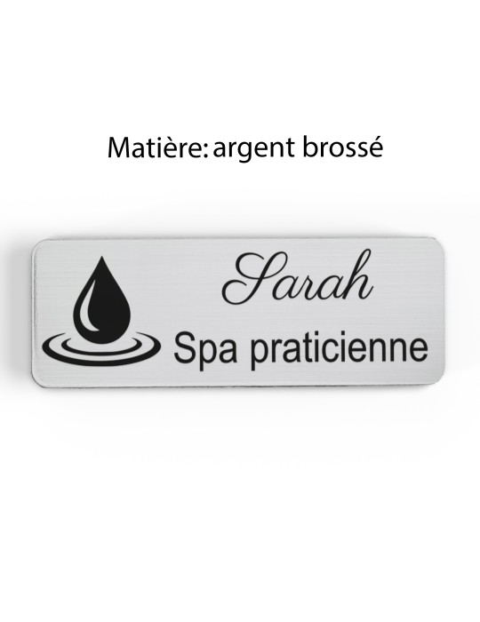 Badge personnalisé spa praticienne, motif spa et détente, finition argent brossé