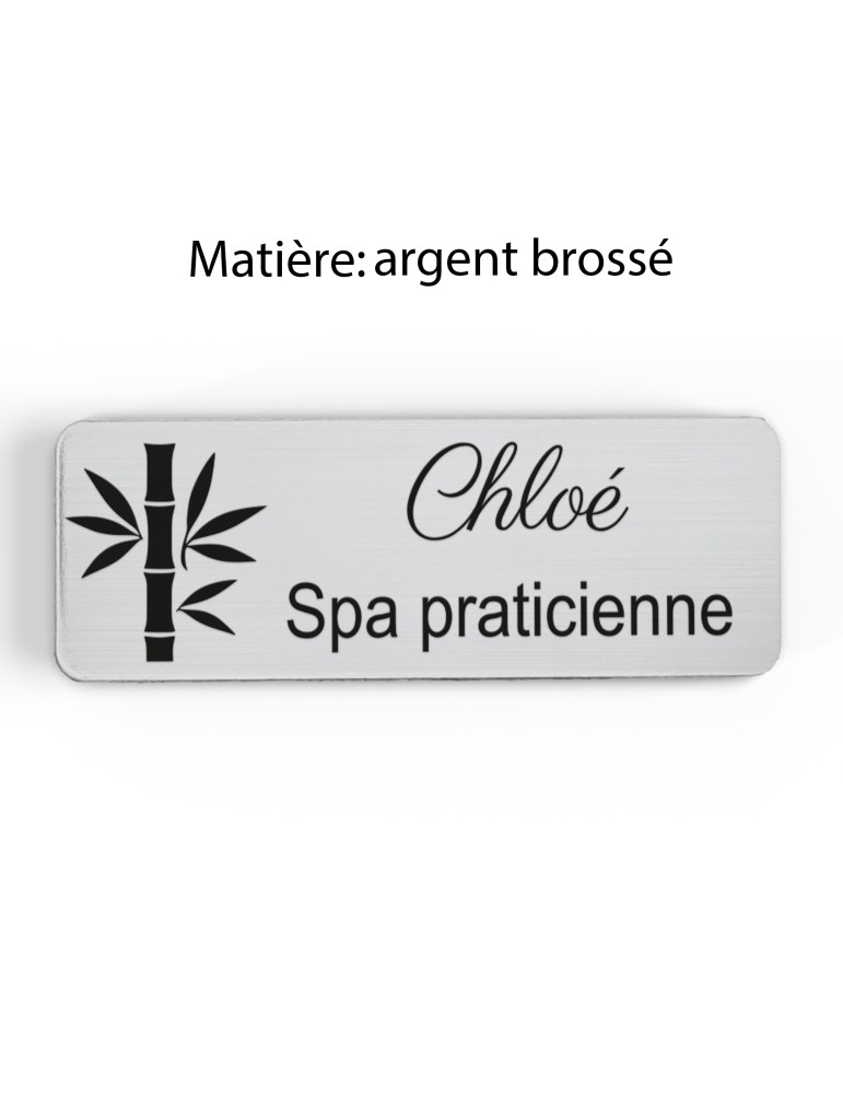 Badge personnalisé spa praticienne, motif spa et détente, finition argent brossé