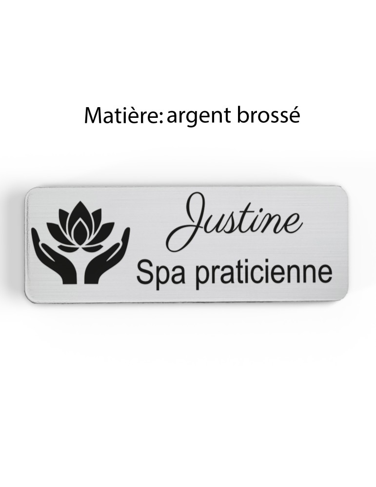 Badge personnalisé spa praticienne, motif spa et détente, finition argent brossé