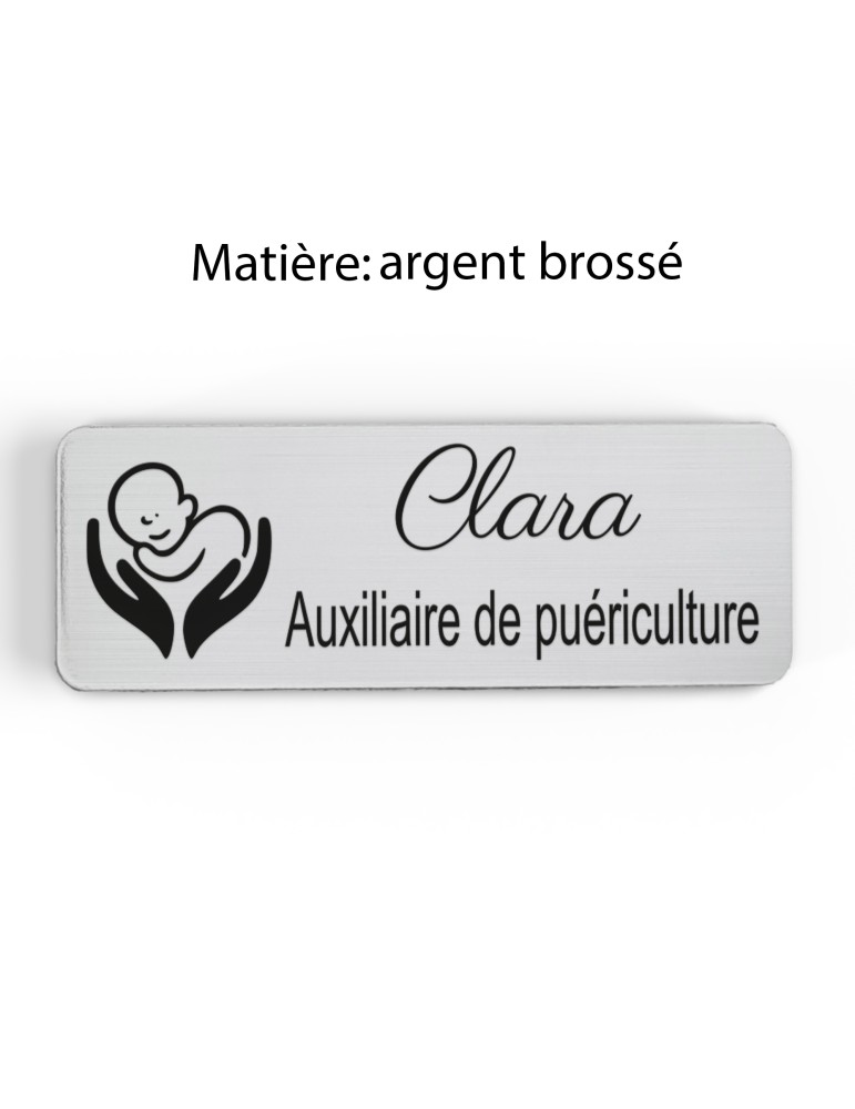 Badge personnalisé auxiliaire de puériculture, motif bébé et soins de puériculture, finition argent brossé