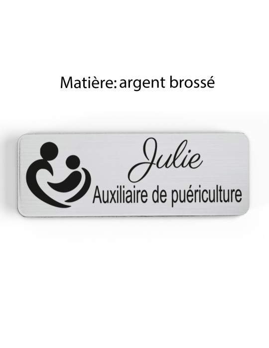 Badge personnalisé auxiliaire de puériculture, motif bébé et soins de puériculture, finition argent brossé