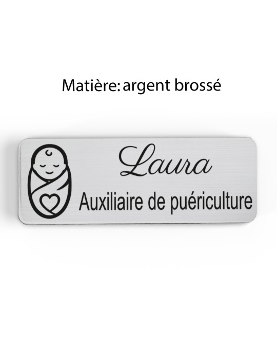 Badge personnalisé auxiliaire de puériculture, motif bébé et soins de puériculture, finition argent brossé