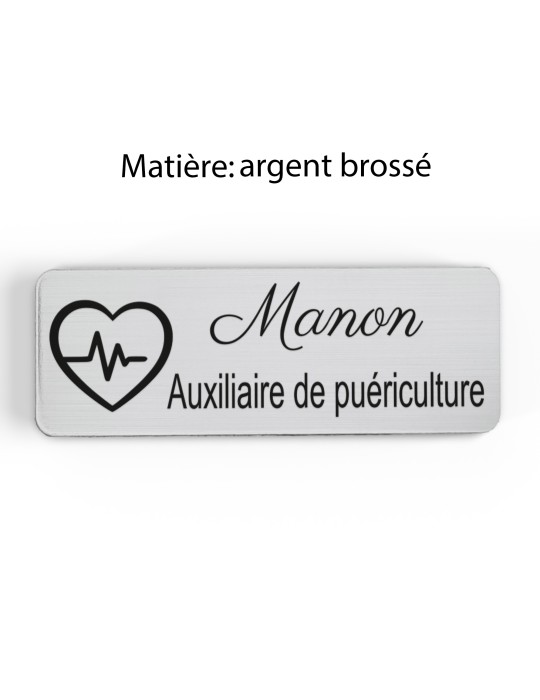 Badge personnalisé auxiliaire de puériculture, motif bébé et soins de puériculture, finition argent brossé
