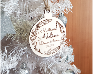Boule de Noël bois personnalisée, plume, boho