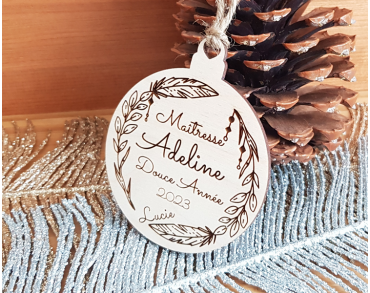 Boule de Noël bois personnalisée, plume, boho