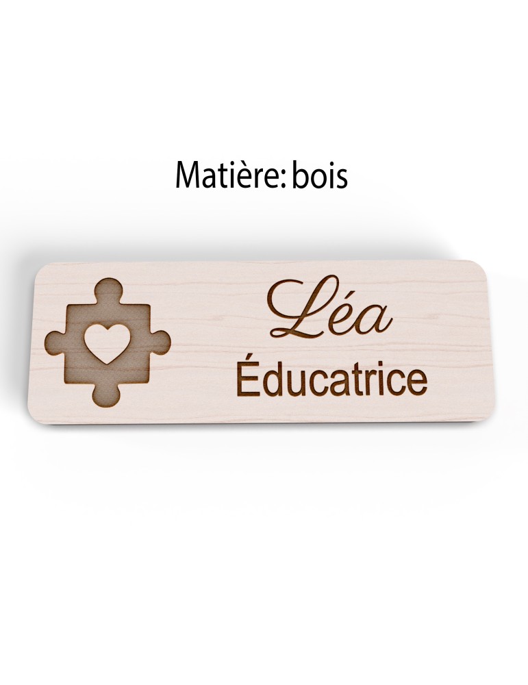 Badge personnalisé éducatrice, motif éducation et développement de l'enfant, version bois vue à plat
